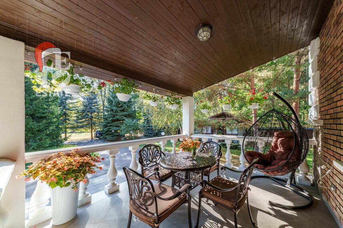 2-этажный коттедж 637 м² с отделкой