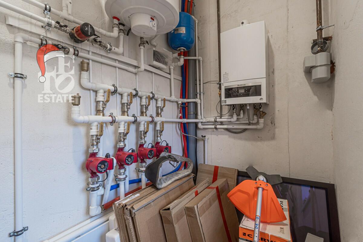 2-этажный коттедж 250 м² с отделкой