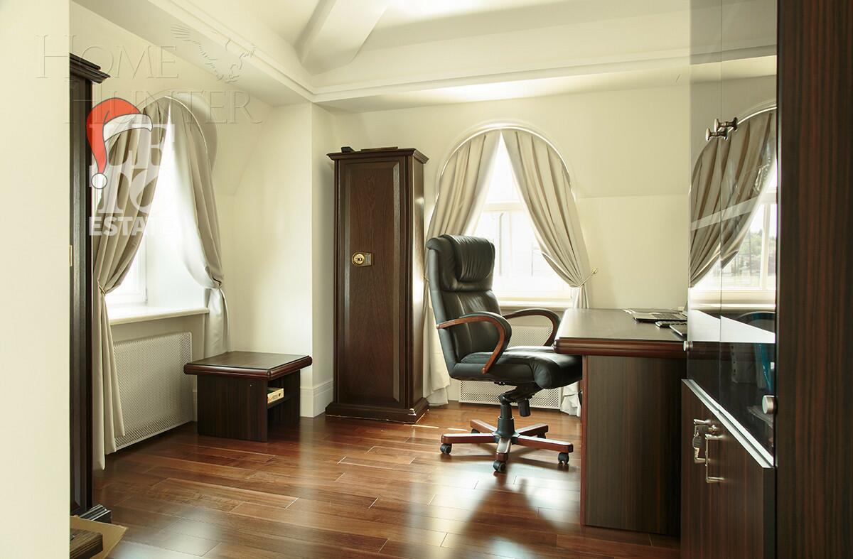 2-этажный коттедж 1 200 м² с отделкой