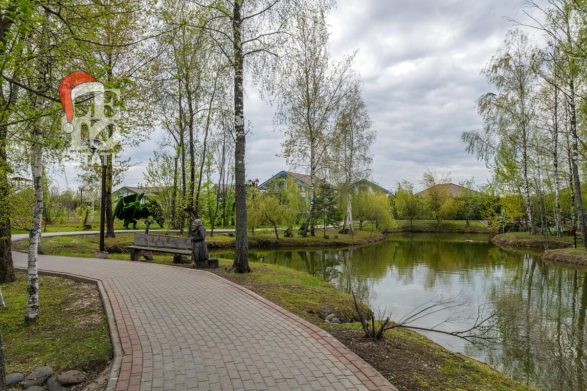 2-этажный коттедж 340 м² с отделкой