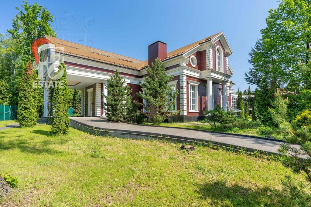 2-этажный коттедж 3 817 м² с отделкой