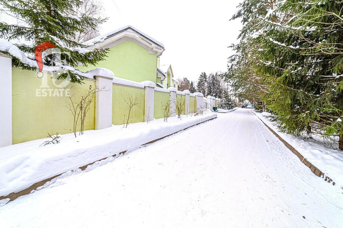 3-этажный коттедж 742 м² с отделкой