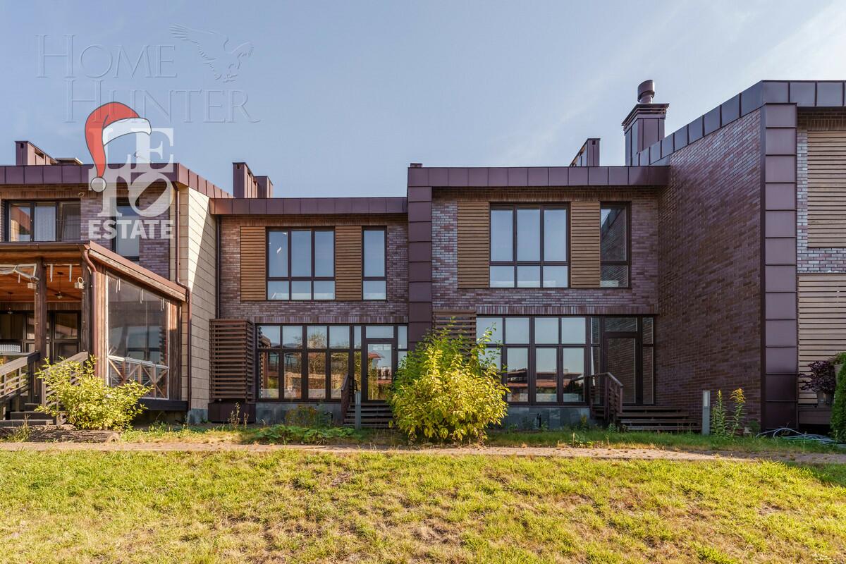 2-этажный таунхаус 270 м² без отделки