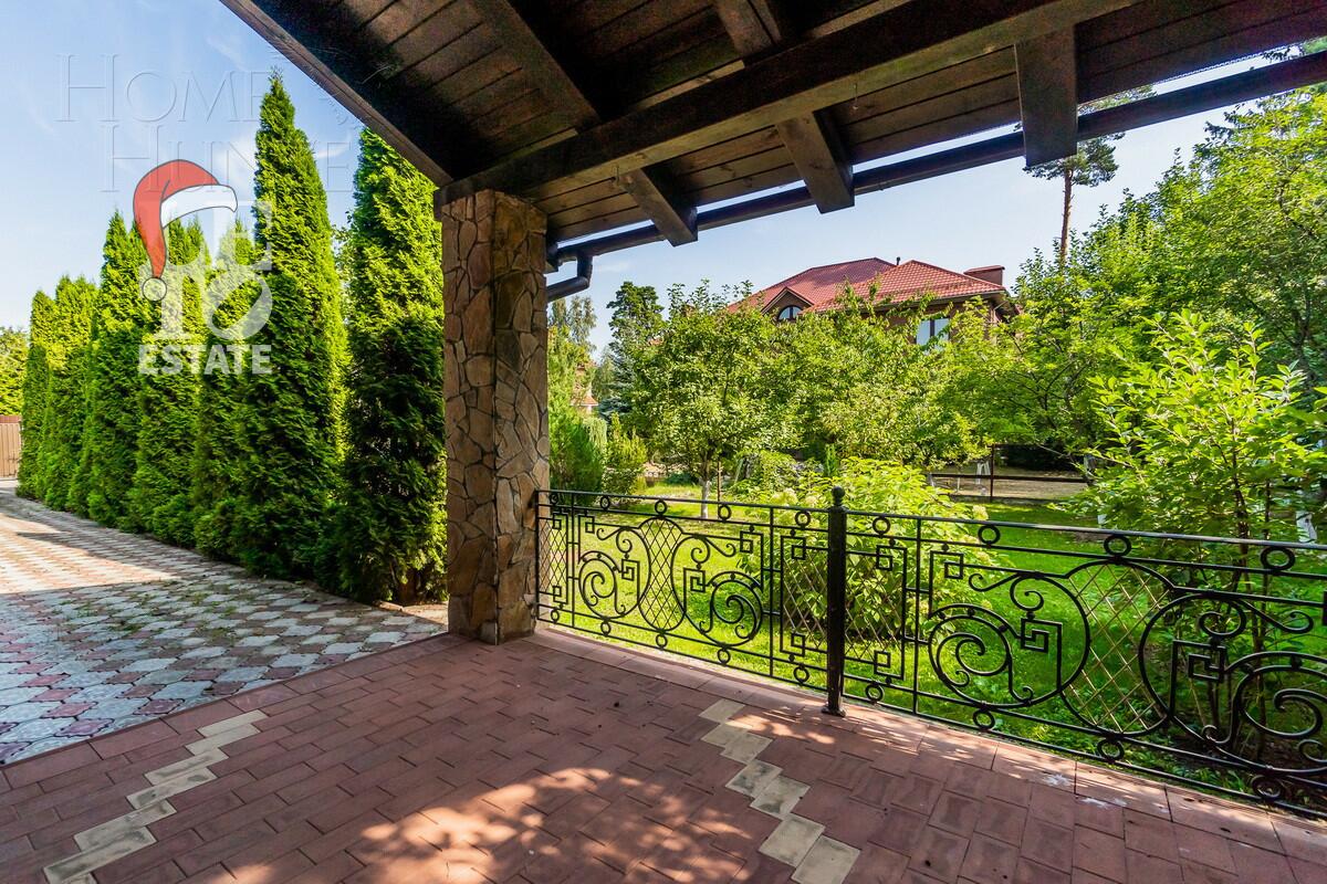 2-этажный коттедж 699.6 м² с отделкой