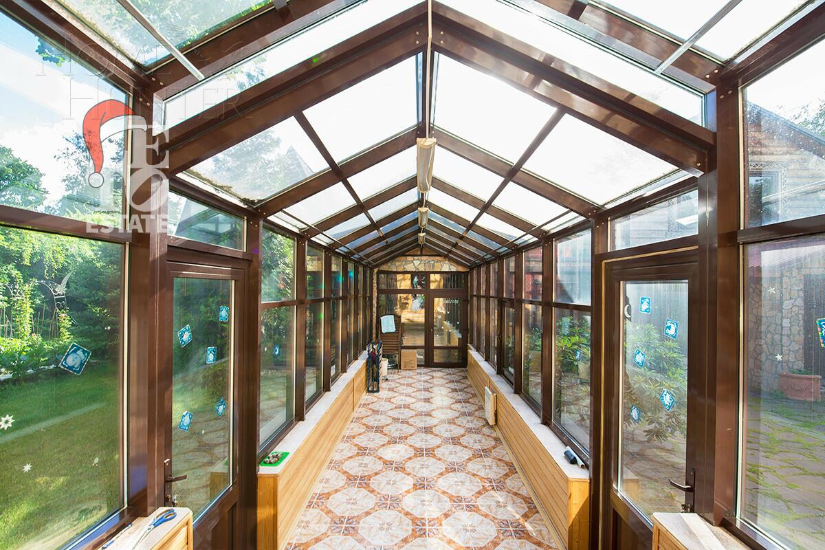 3-этажный коттедж 310 м² с отделкой