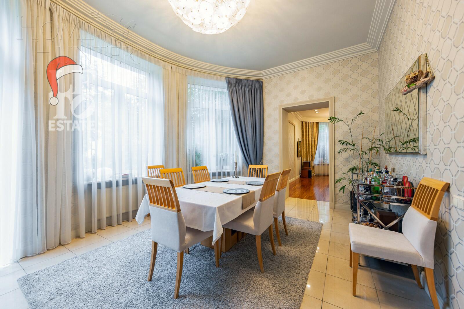 2-этажный коттедж 600 м² с отделкой