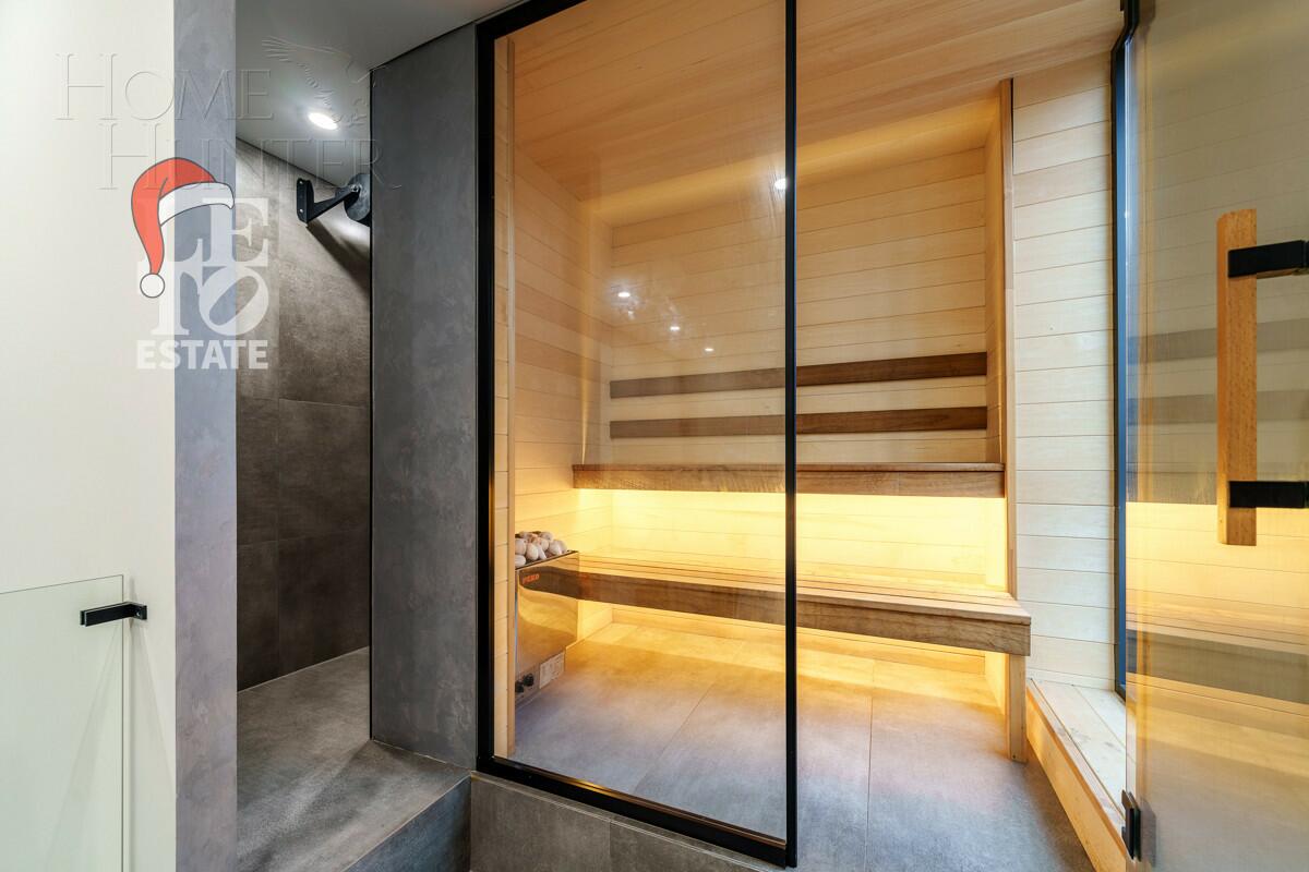 3-этажный таунхаус 238 м² с отделкой