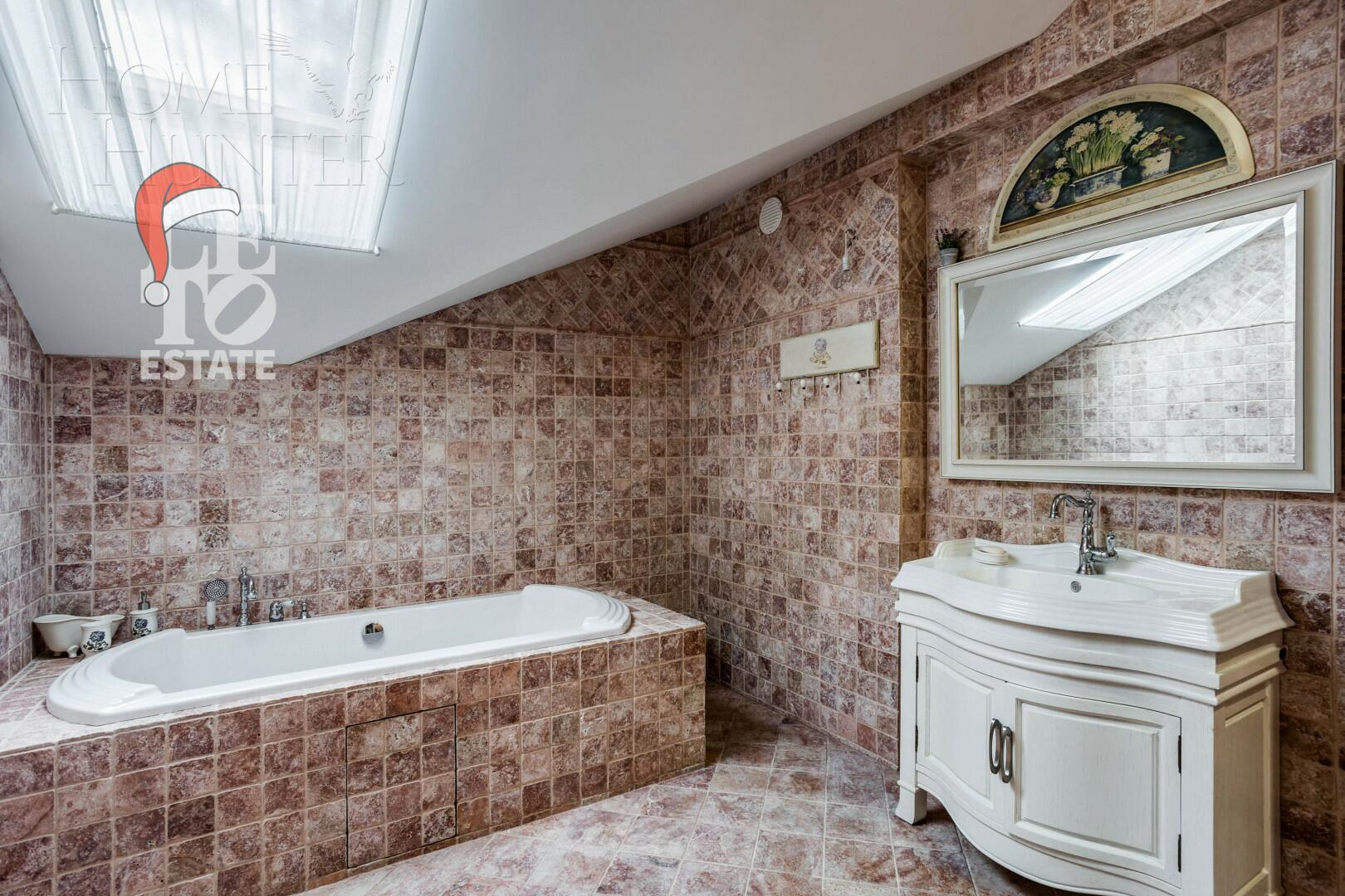 2-этажный коттедж 800 м² с отделкой