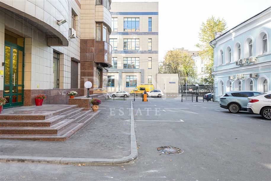 4-КОМН. КВАРТИРА С ОТДЕЛКОЙ 145.9 М² НА 2 ЭТАЖЕ