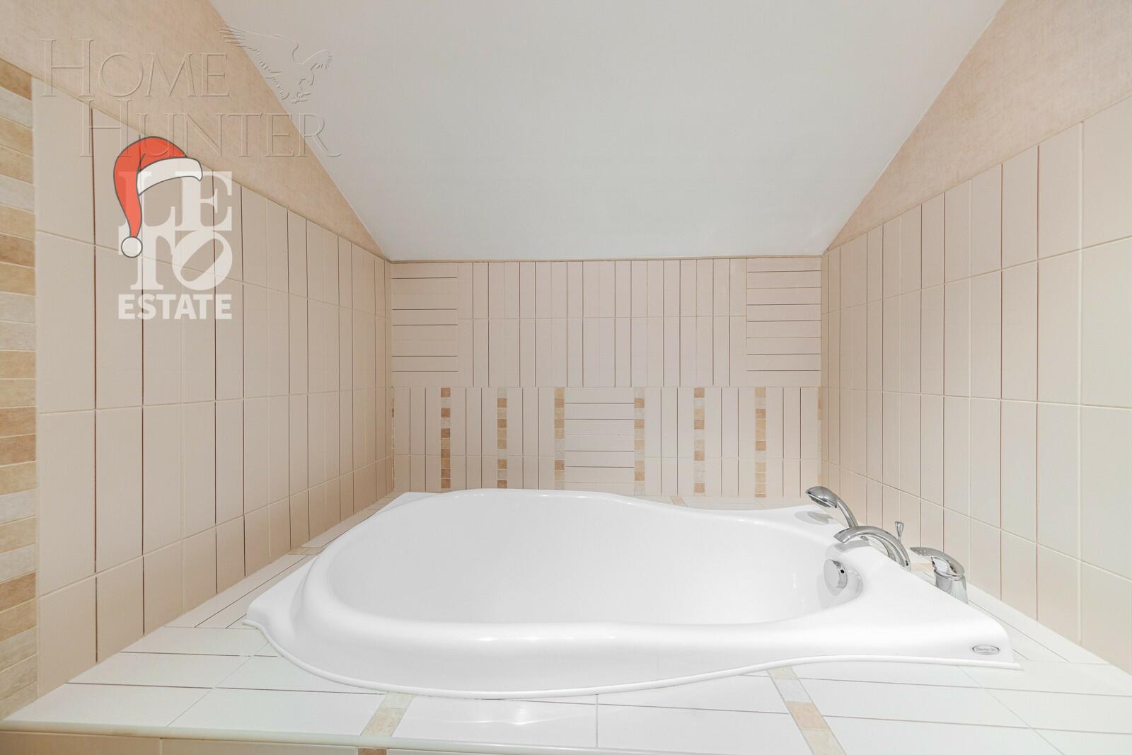 2-этажный коттедж 600 м² с отделкой