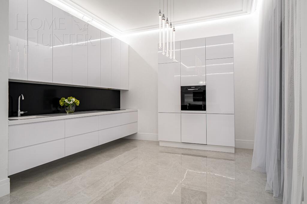 2-этажный коттедж 250 м² без отделки