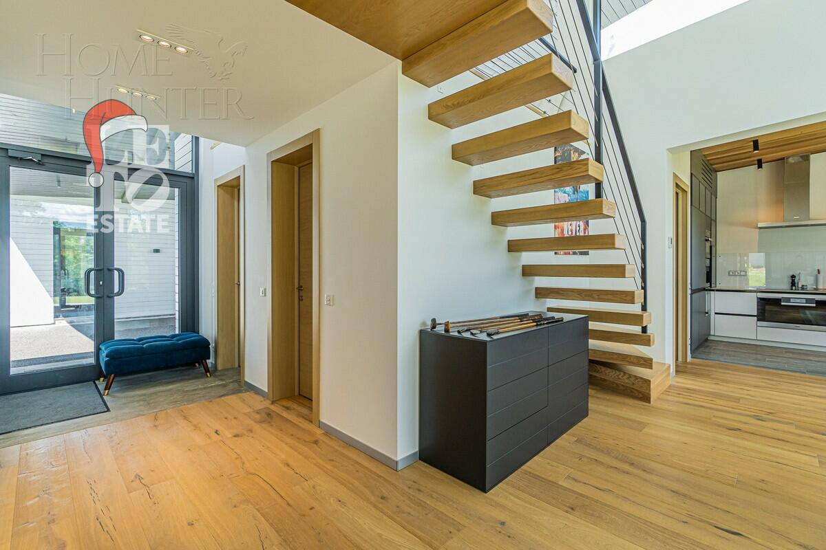 1-этажный коттедж 350 м² с отделкой