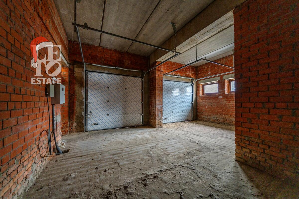 2-этажный коттедж 820 м² без отделки