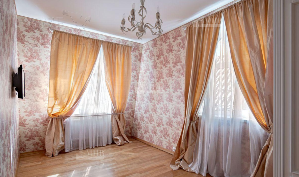 КОТТЕДЖ 1 000 м² с отделкой