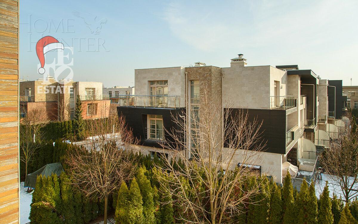 3-этажный таунхаус 264.6 м² с отделкой