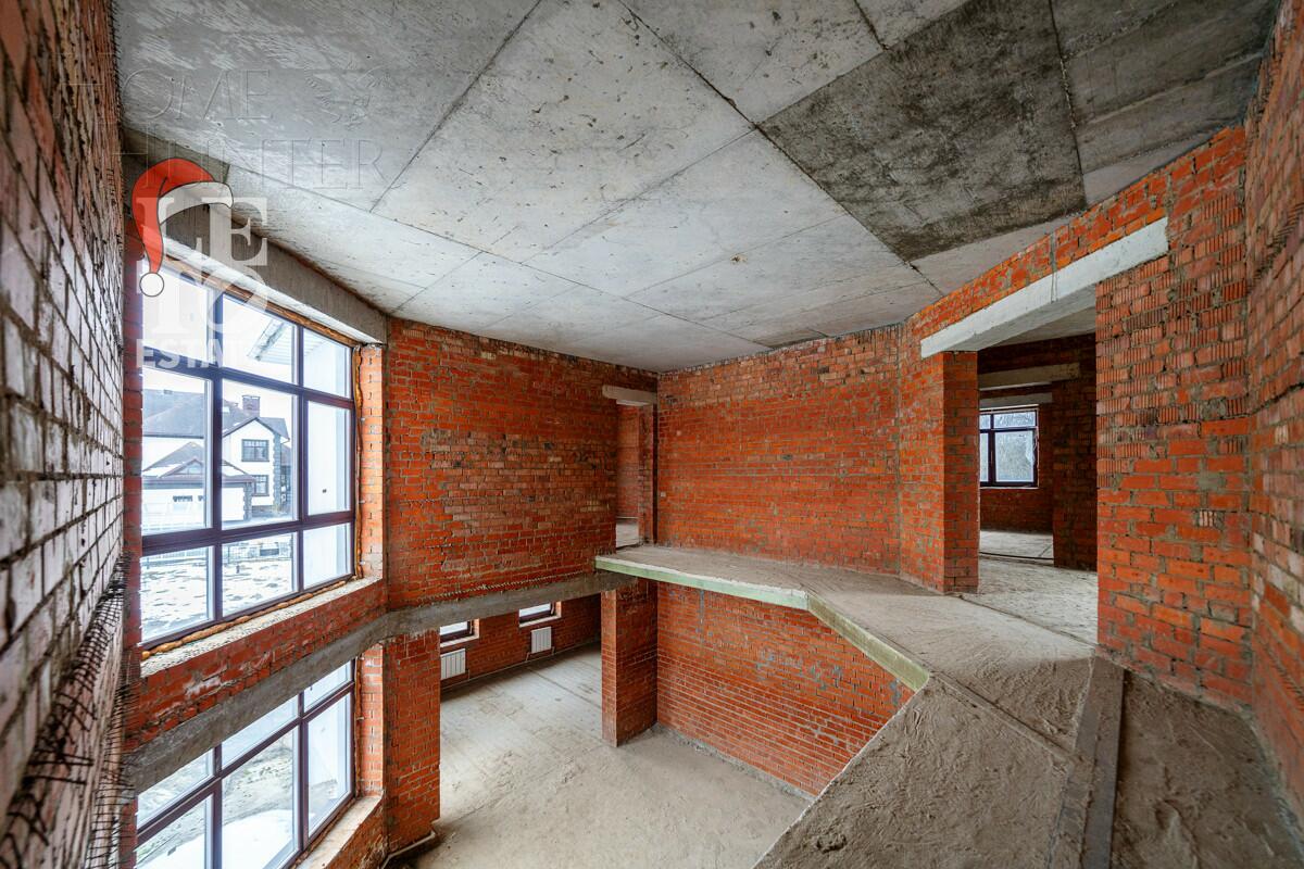 2-этажный коттедж 820 м² без отделки