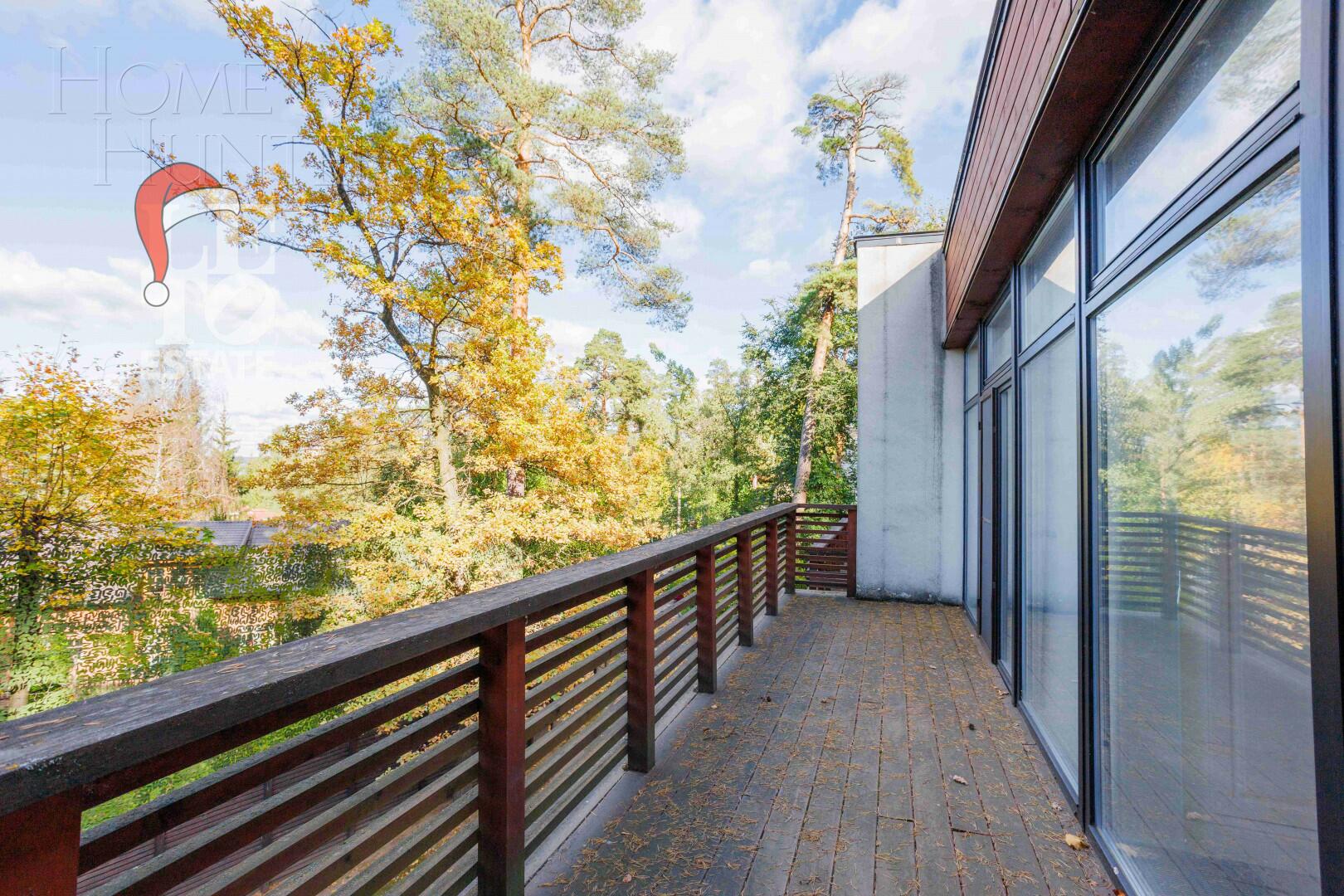 3-этажный таунхаус 340 м² с отделкой