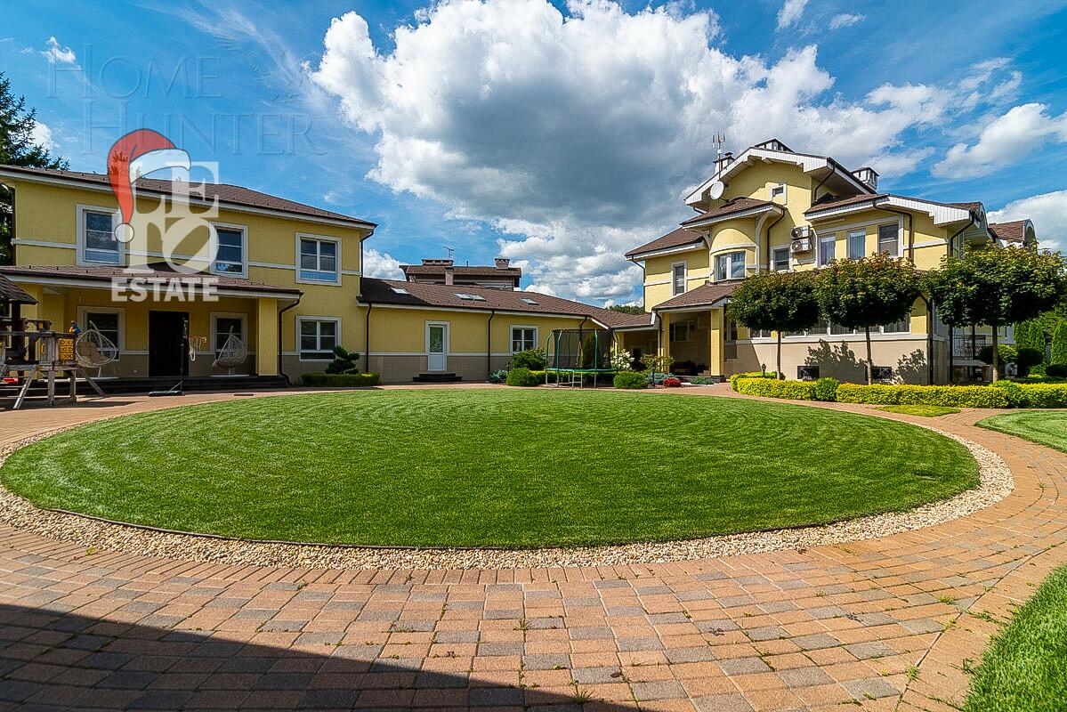 2-этажный коттедж 700 м² с отделкой