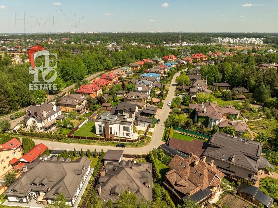 2-этажный коттедж 1 025 м² с отделкой