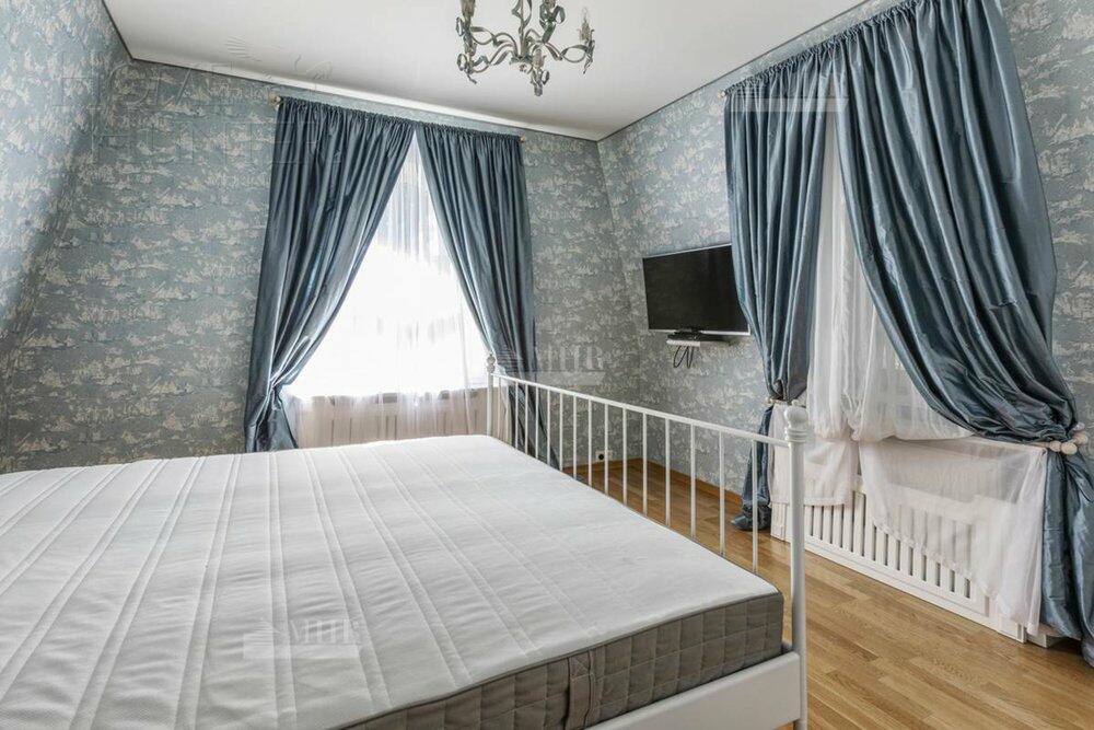 КОТТЕДЖ 1 000 м² с отделкой