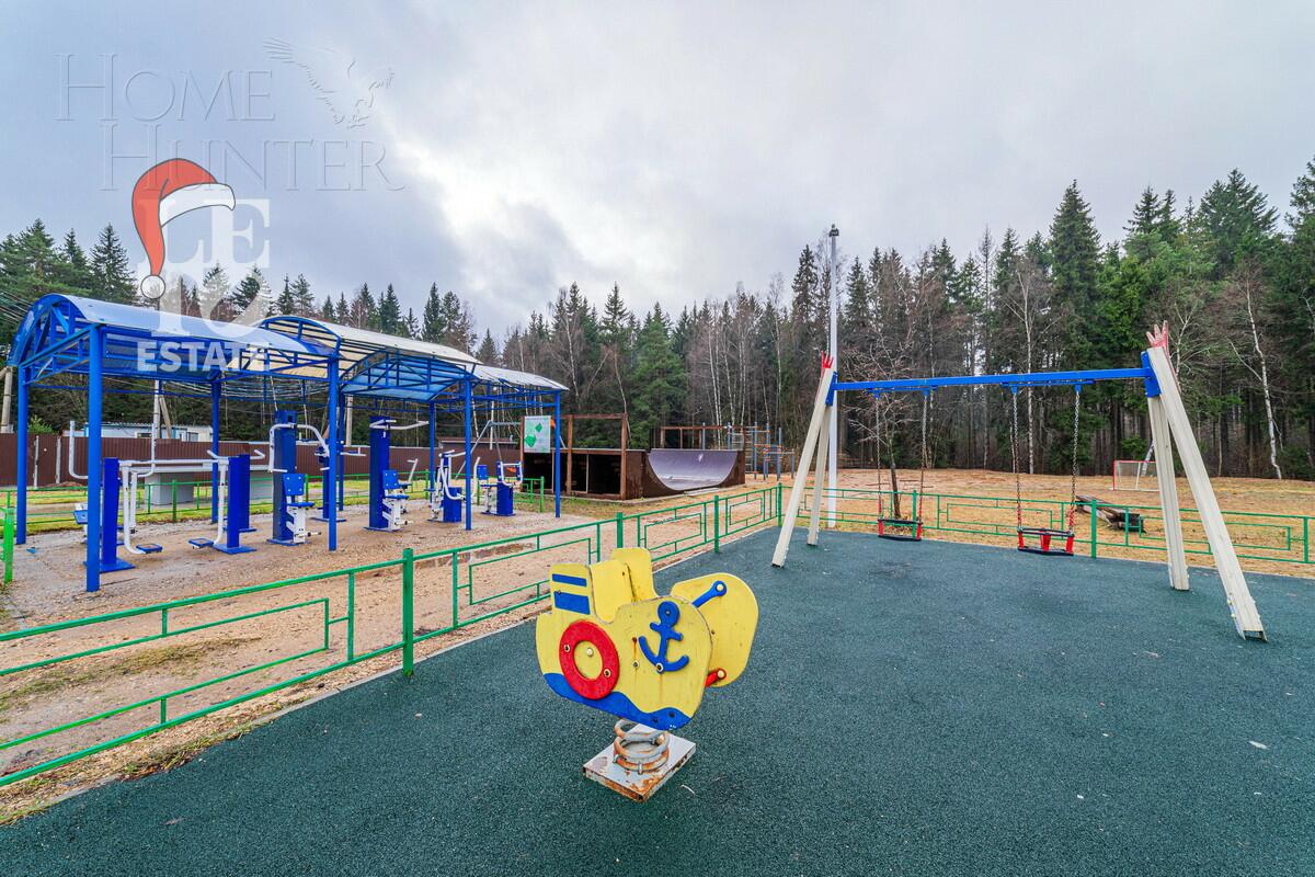 3-этажный коттедж 350 м² с отделкой