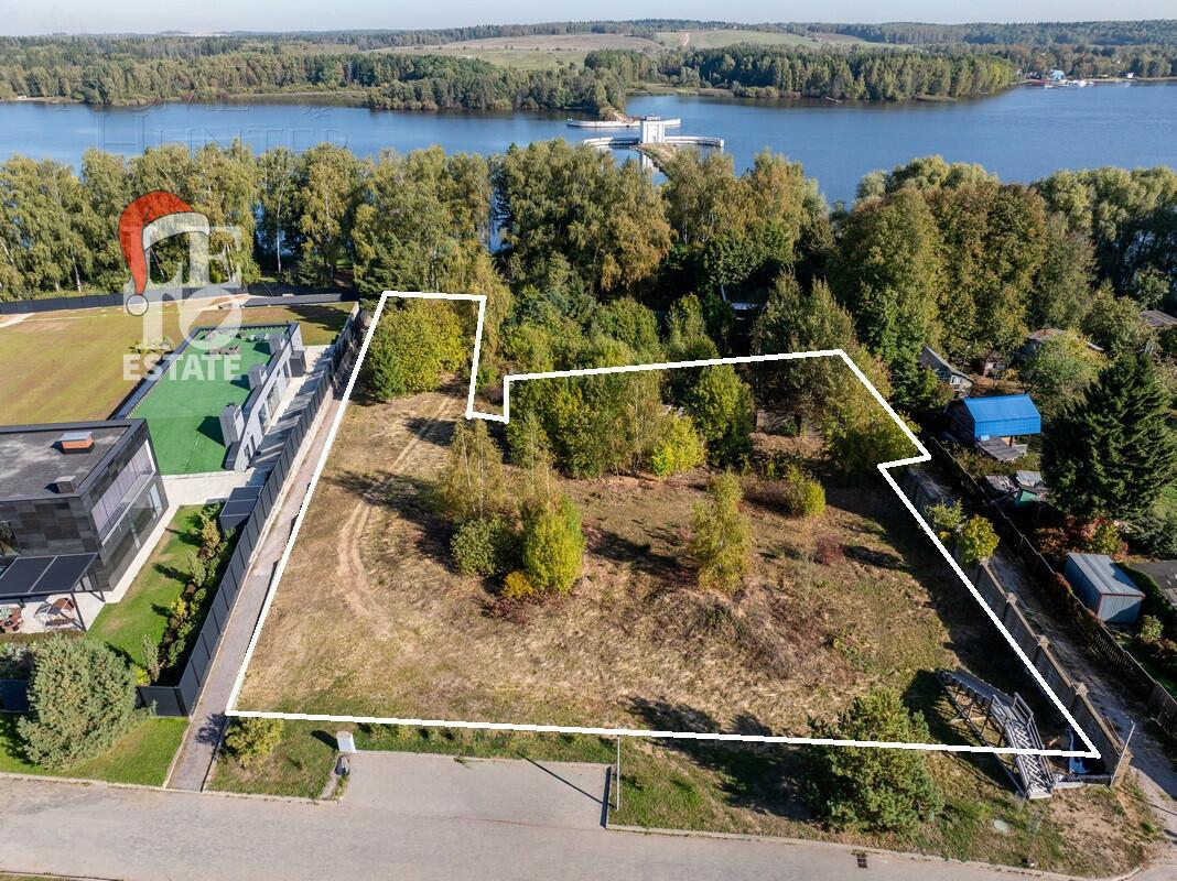 Участок 46.55 сот. в охраняемом поселке