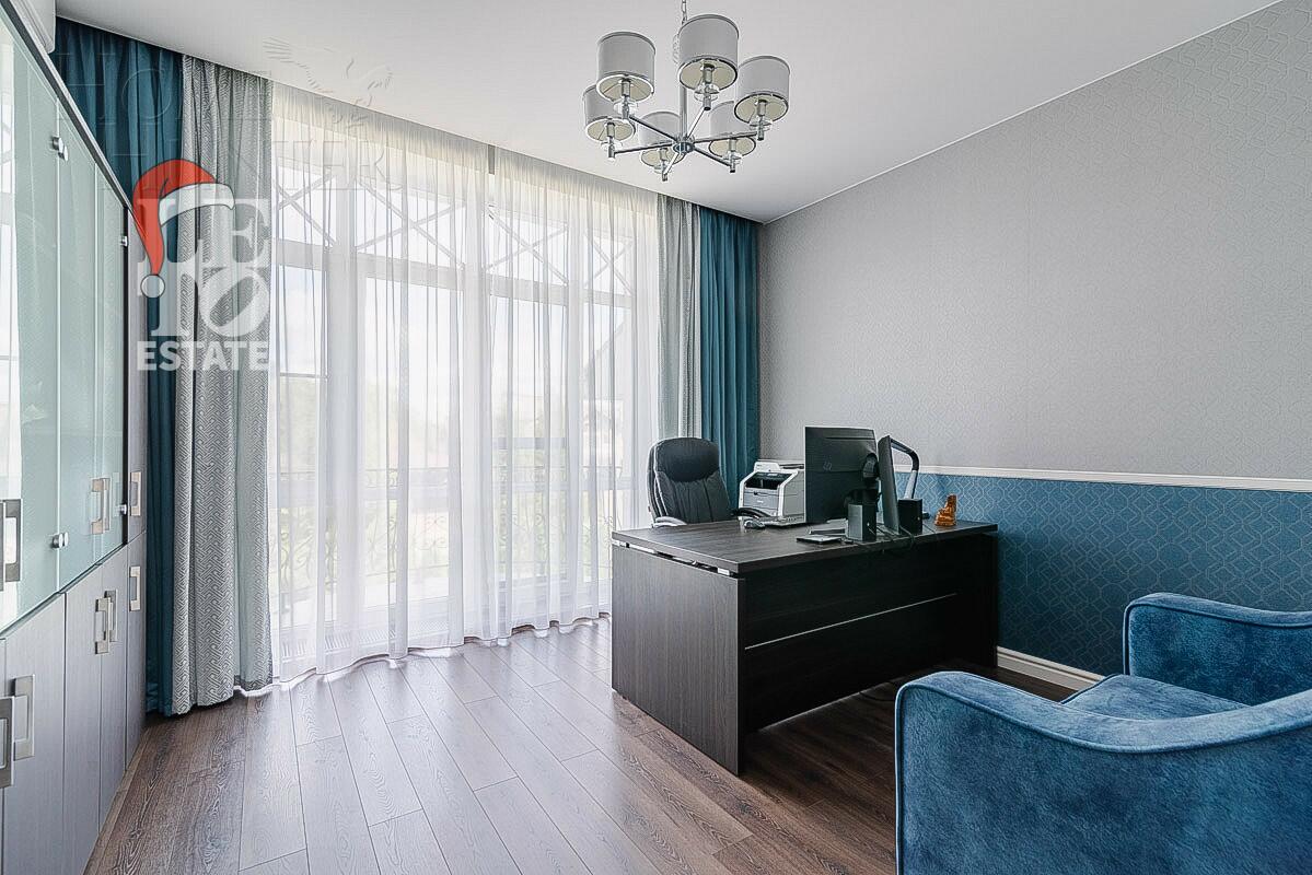 2-этажный коттедж 700 м² с отделкой