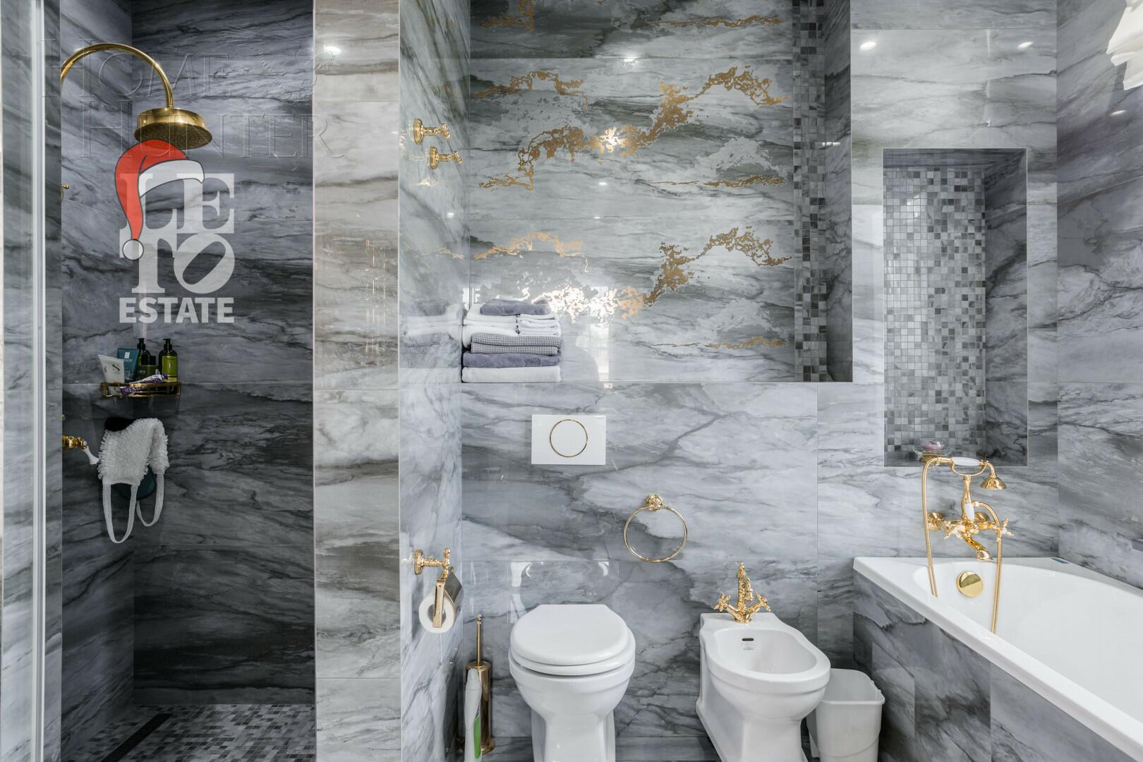 3-этажный коттедж 550 м² с отделкой