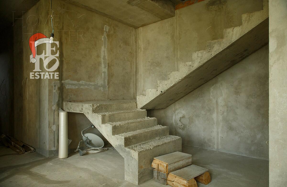 2-этажный коттедж 1 569 м² без отделки