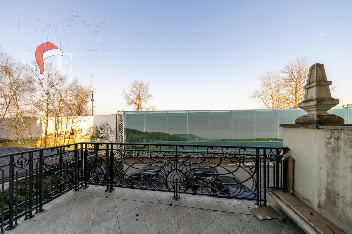 4-этажный таунхаус 395 м² без отделки