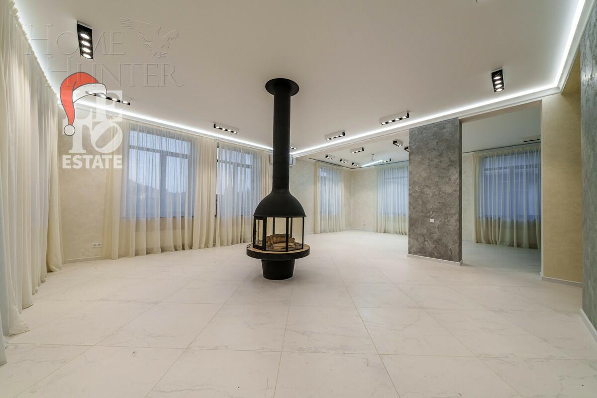 2-этажный коттедж 400 м² с отделкой