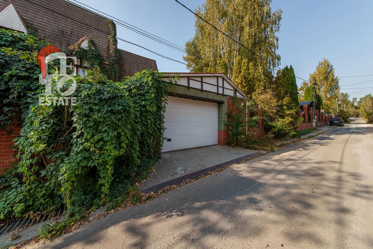 3-этажный коттедж 475 м² с отделкой