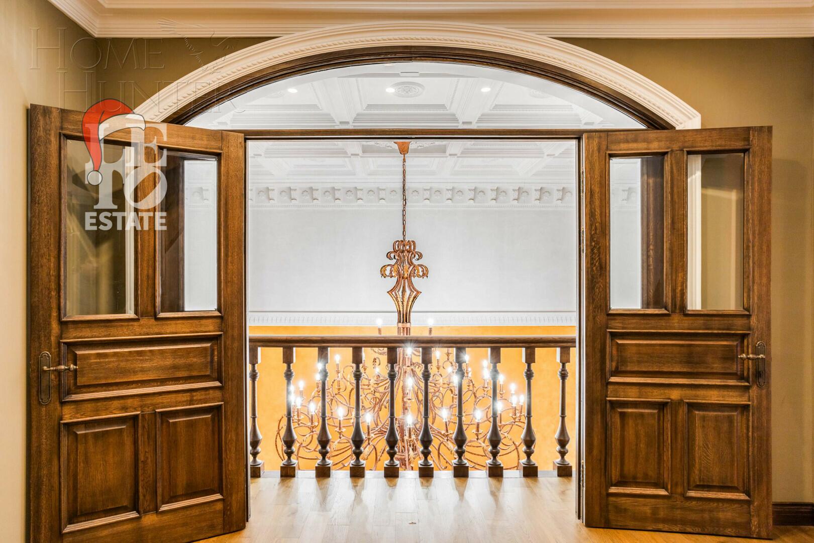 2-этажный коттедж 800 м² с отделкой