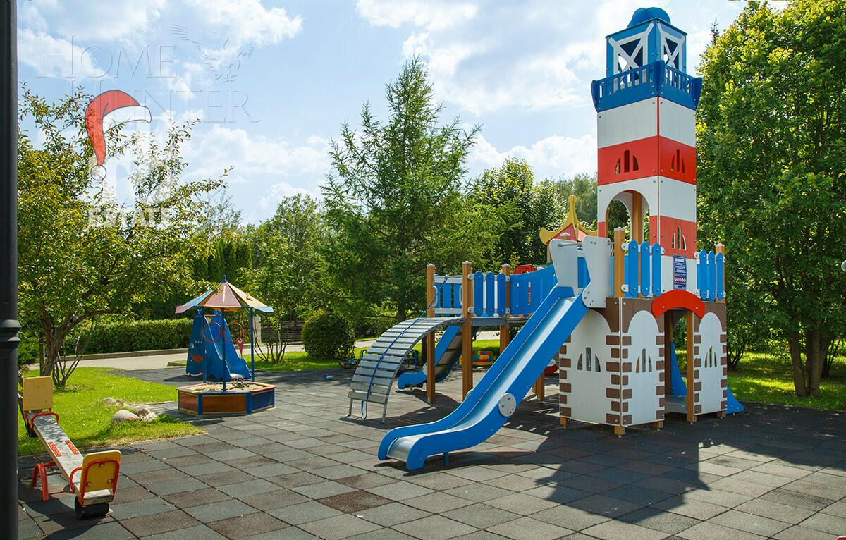 2-этажный коттедж 1 569 м² без отделки