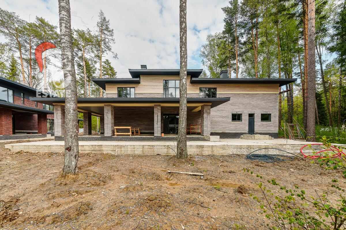 2-этажный коттедж 460 м² без отделки