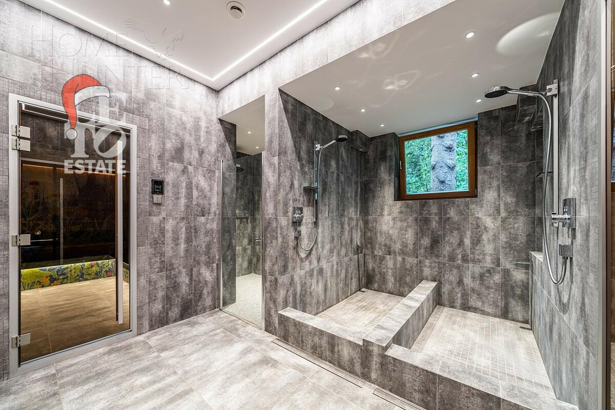 2-этажный коттедж 1 330 м² с отделкой