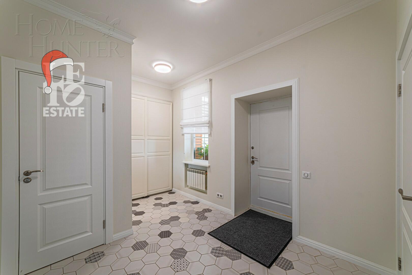 2-этажный коттедж 260 м² с отделкой