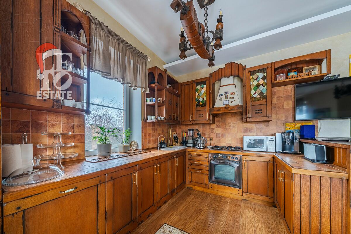 2-этажный коттедж 554 м² с отделкой