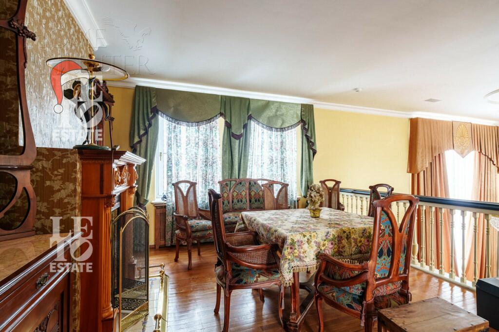 3-этажный коттедж 840 м² с отделкой