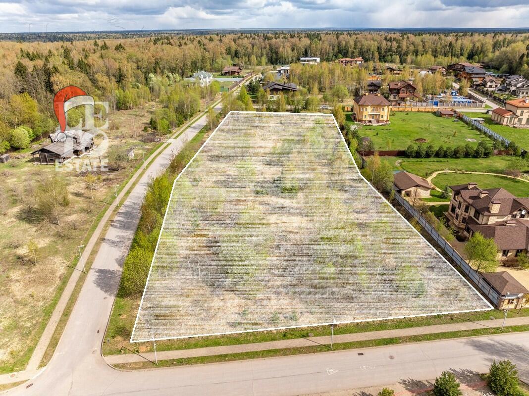 Участок 110.82 сот. в охраняемом поселке