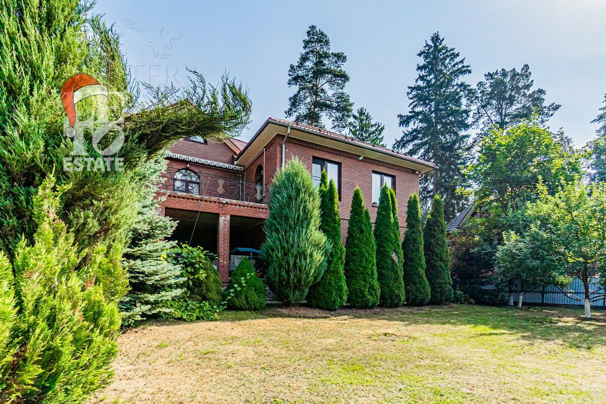 2-этажный коттедж 699.6 м² с отделкой