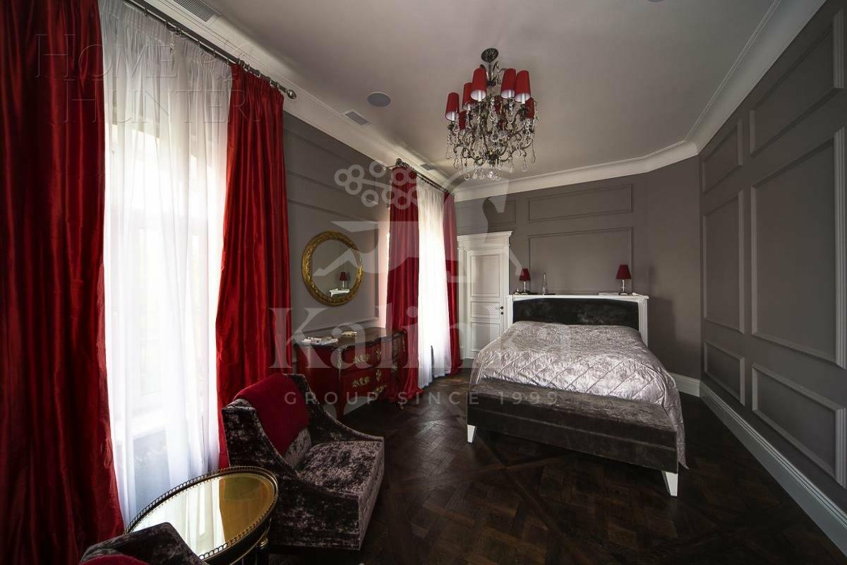 2-этажный коттедж 1 400 м² с отделкой