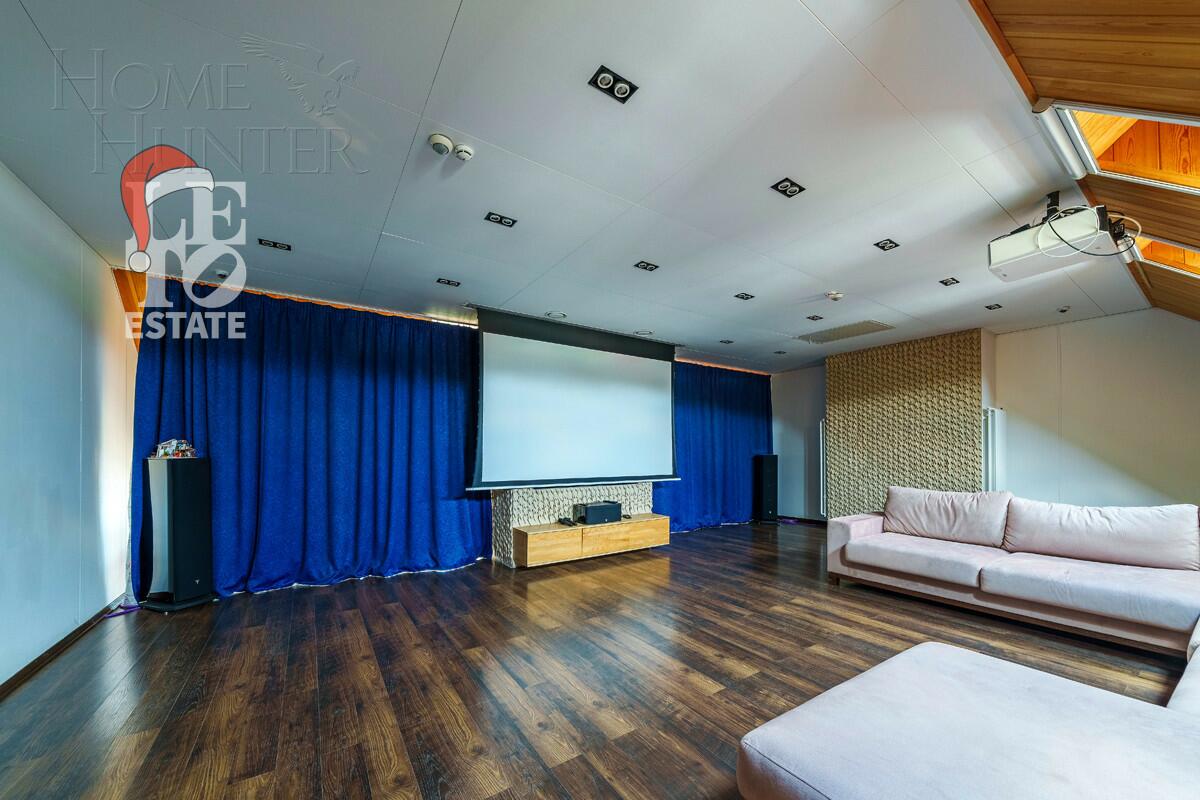 3-этажный коттедж 500 м² с отделкой