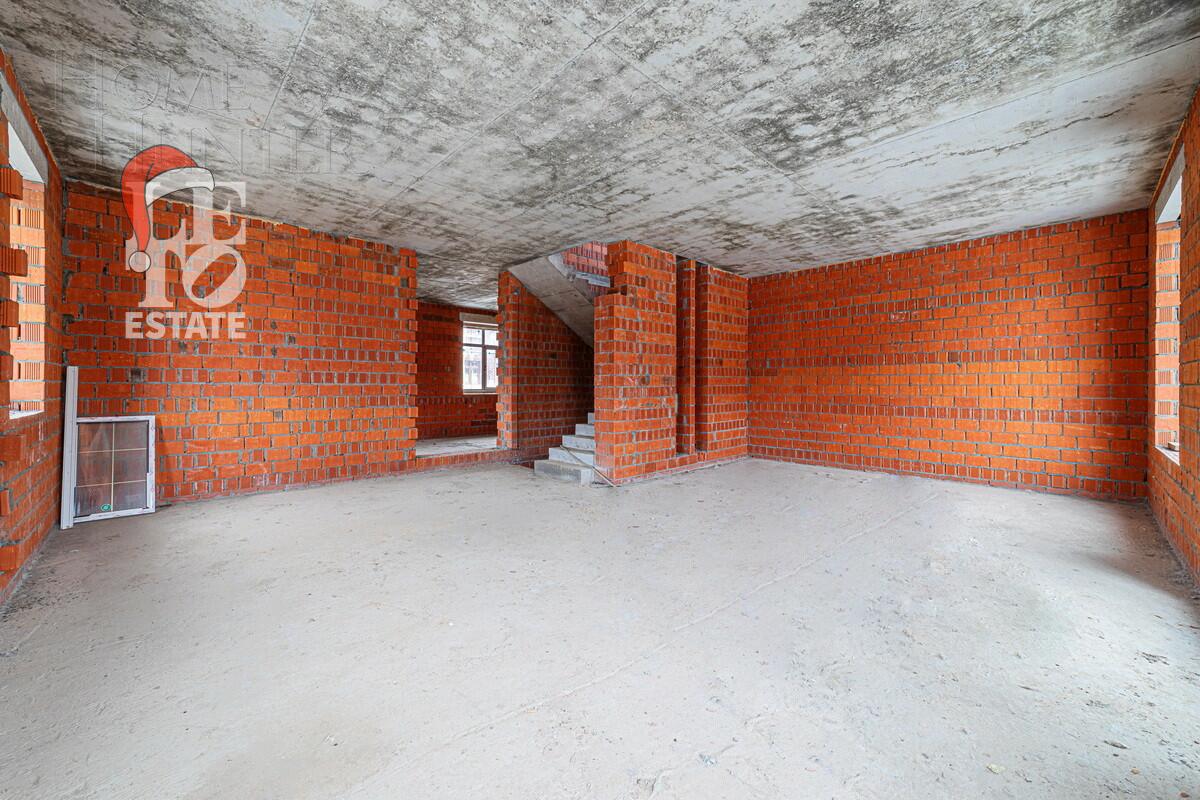 2-этажный коттедж 320 м² без отделки