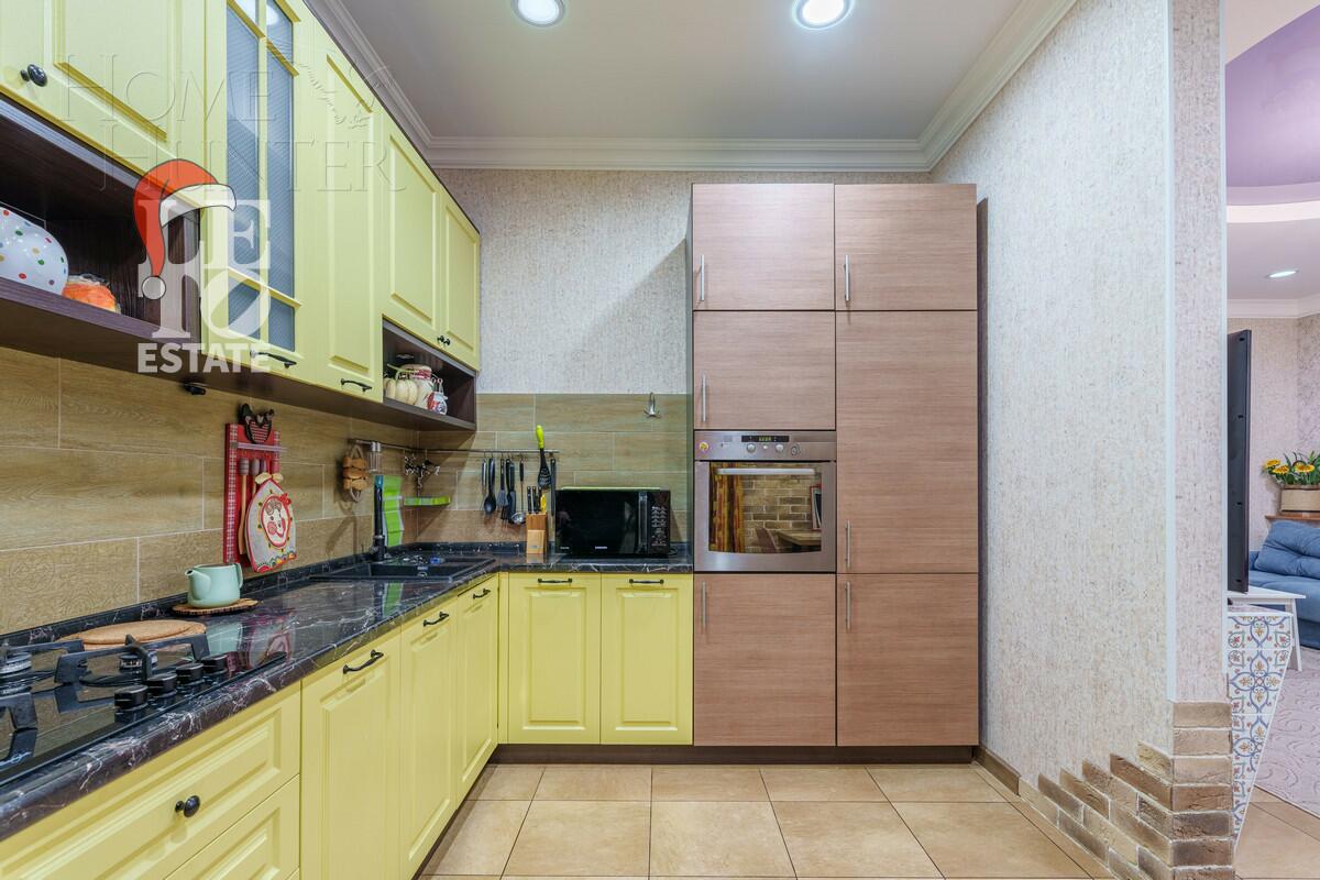 2-этажный таунхаус 428 м² с отделкой