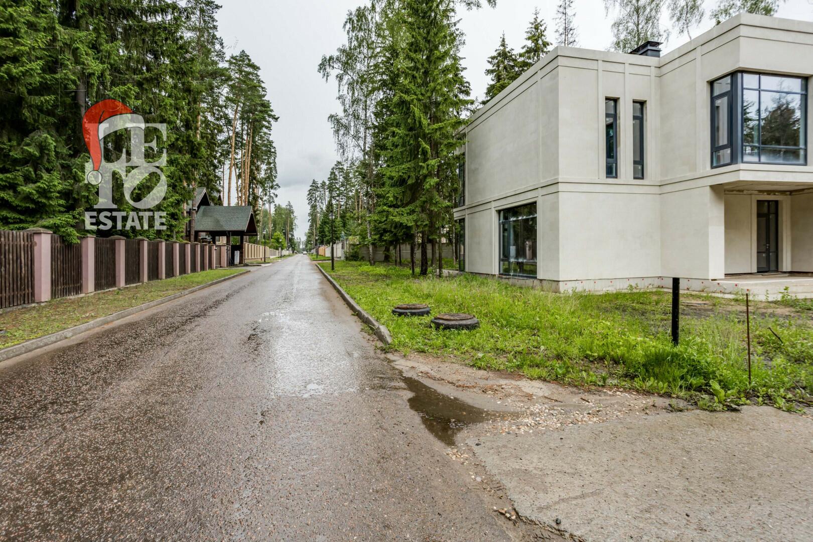 2-этажный коттедж 526 м² без отделки