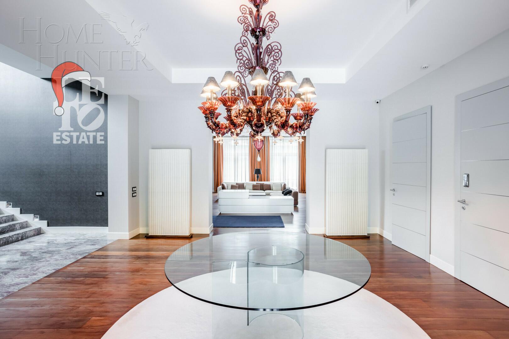 2-этажный коттедж 1 438 м² с отделкой