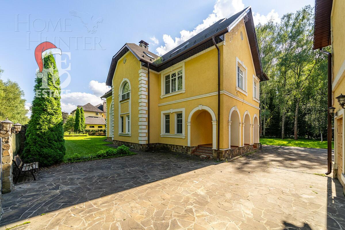 2-этажный коттедж 700 м² с отделкой