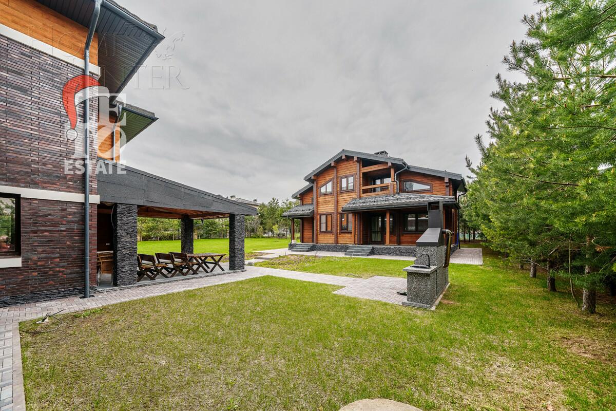 2-этажный коттедж 703 м² без отделки