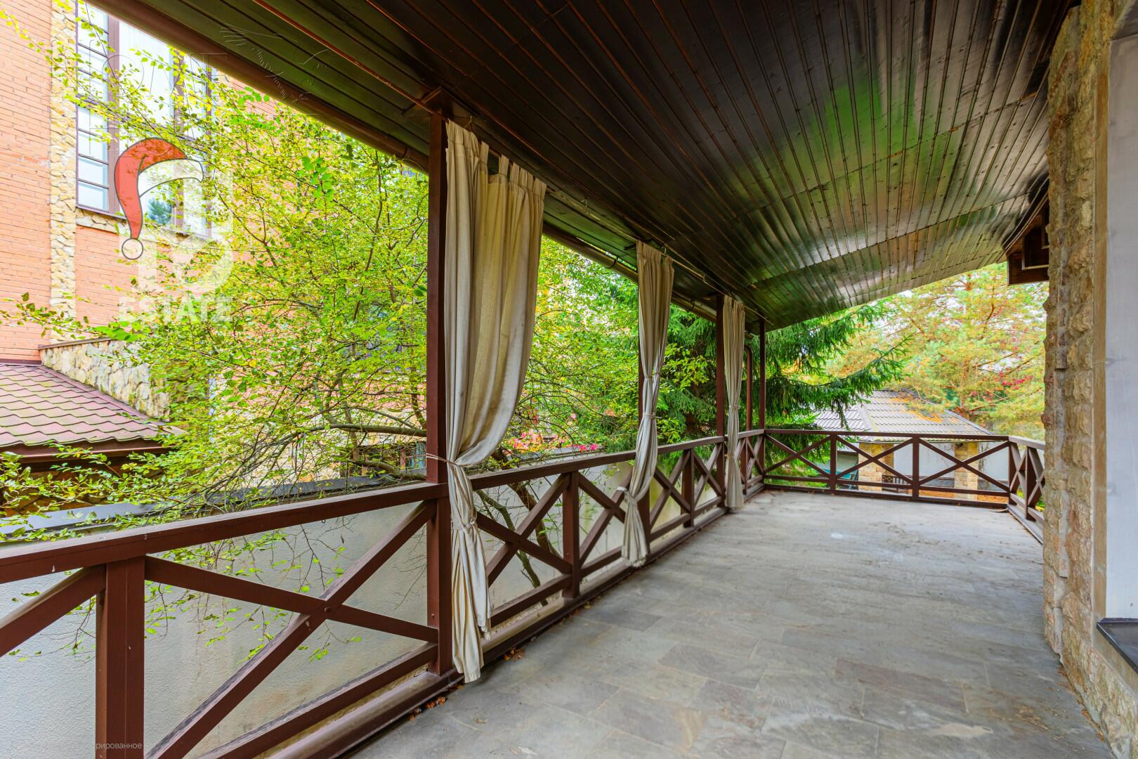 2-этажный коттедж 720 м² с отделкой